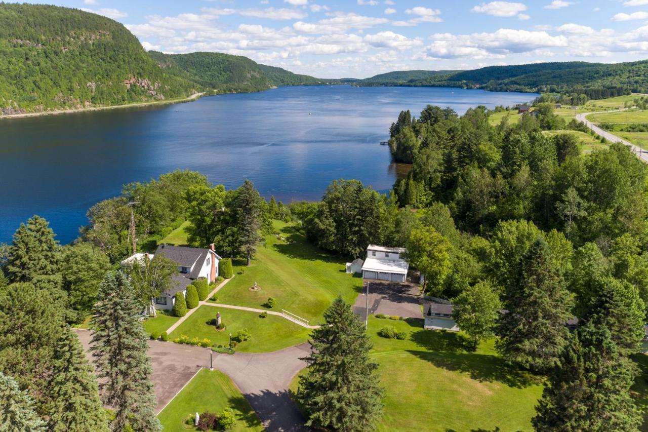 Auberge La Maison Bellemare Bed & Breakfast Saint-Jean-des Piles Luaran gambar